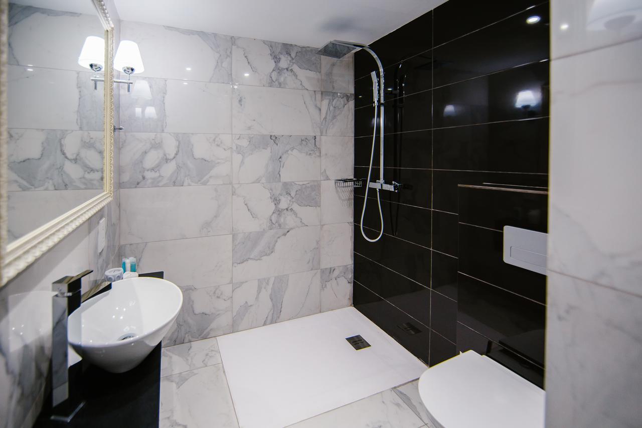 Qbic City Hotel Larnaca Dış mekan fotoğraf
